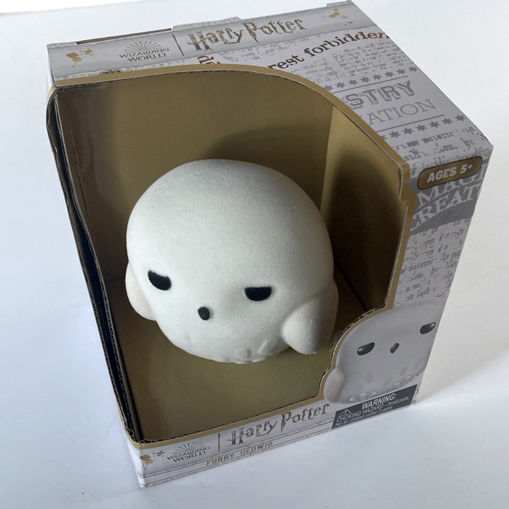 Wizarding World HeadStart 2023 collectible figures Furry Hedwig 5" - Picture 6 of 7